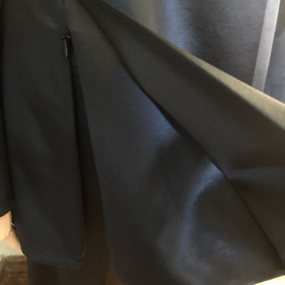 Akris black wool silk blend suit pants and blazer - Picture 2 of 8